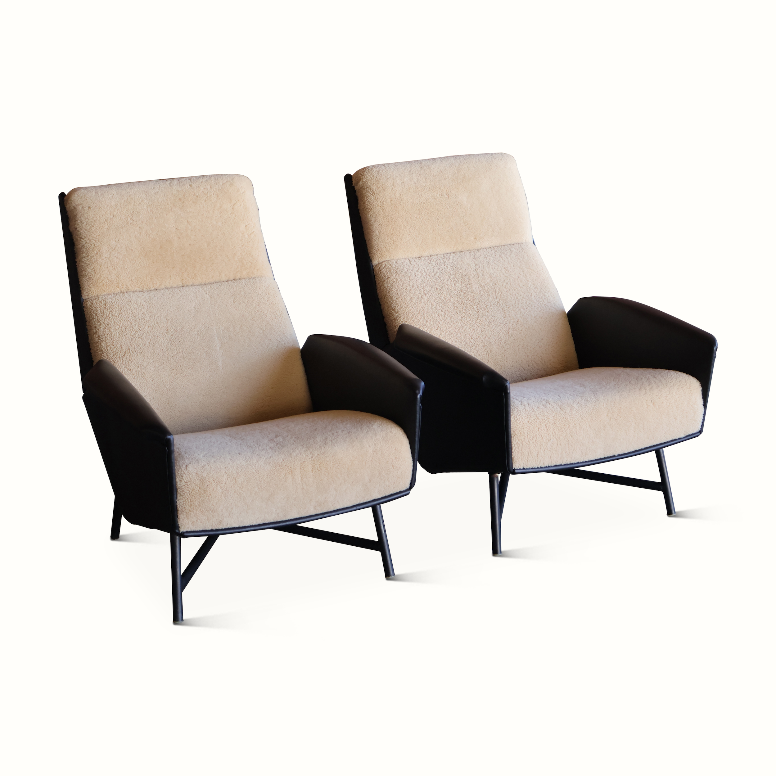Pair of 1950s French Modern Lounge Chairs in Sheepskin and Leather