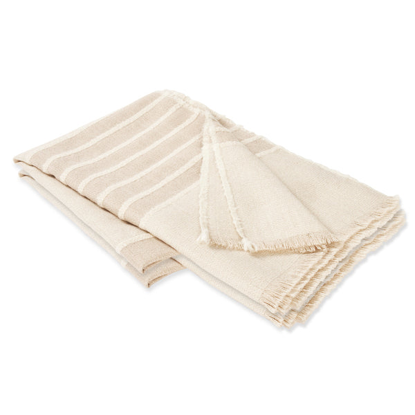 Manta in Ivory Alpaca Bedcover and Throw